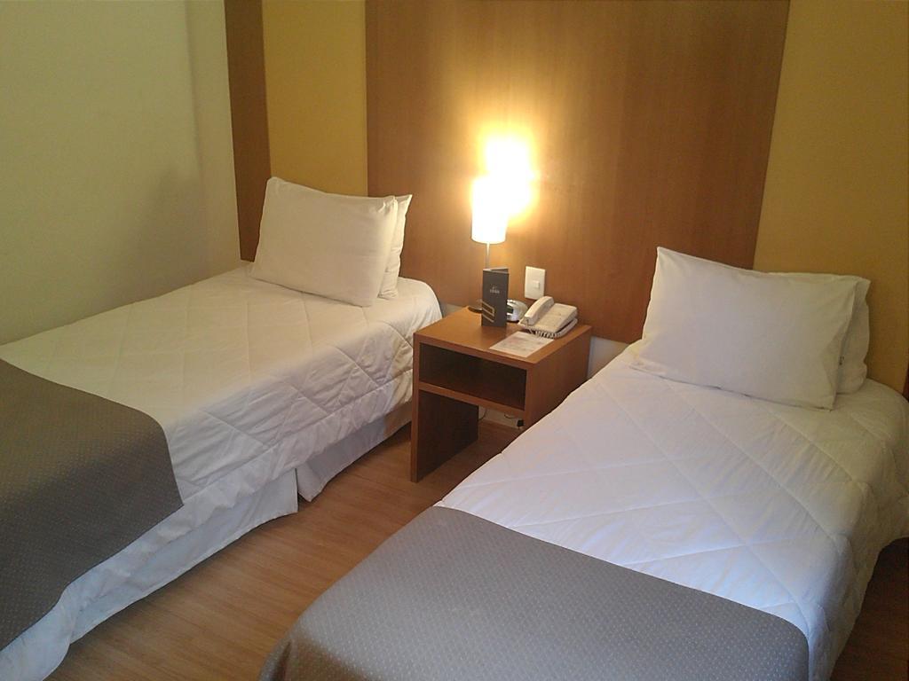 Cegil Hotel Boulevard Resende Eksteriør bilde